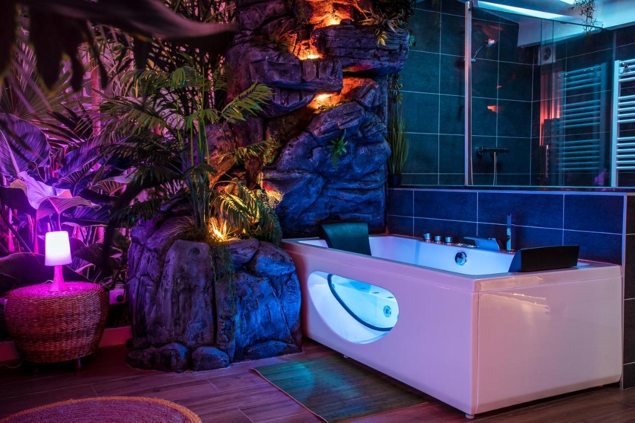 Secret Suite "Jungle" - Jacuzzi Privatif - Gare Rer C - Proche Paris 奥尔日河畔布雷蒂尼 外观 照片